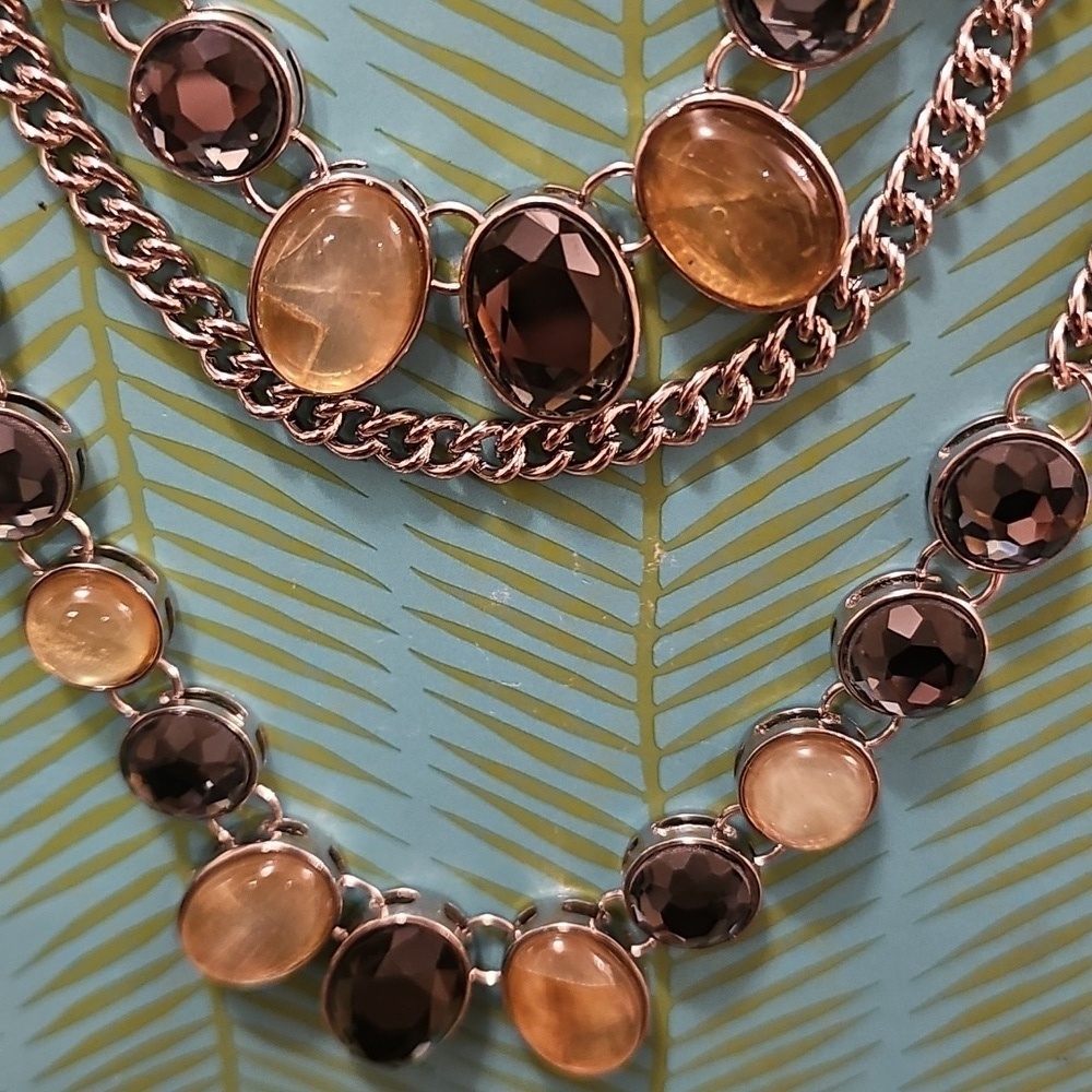 Statement Necklace - Picture 2 of 4
